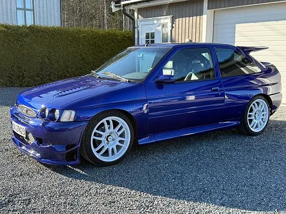Ford Escort 1996 photo 2