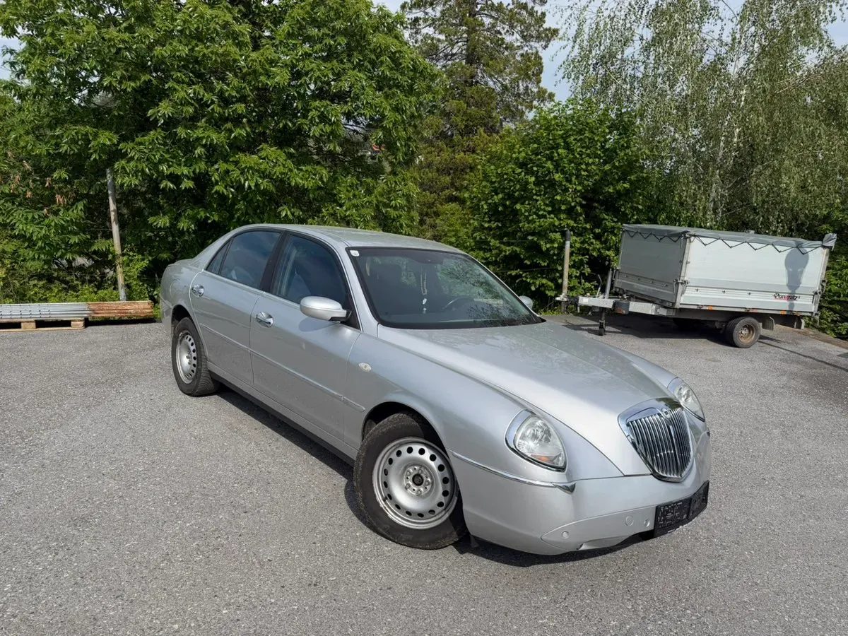 Lancia Thesis 2001 photo 2