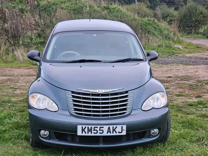 Chrysler Pt Cruiser 2005 photo 2