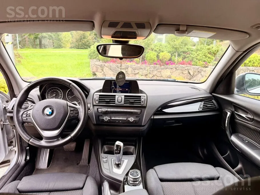 BMW 118 2012 photo 3