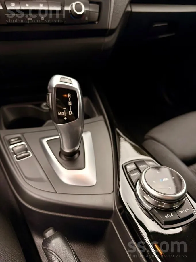 BMW 118 2012 photo 5