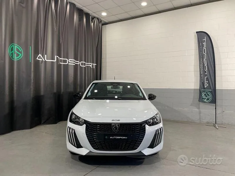 Peugeot 208 2026 photo 2
