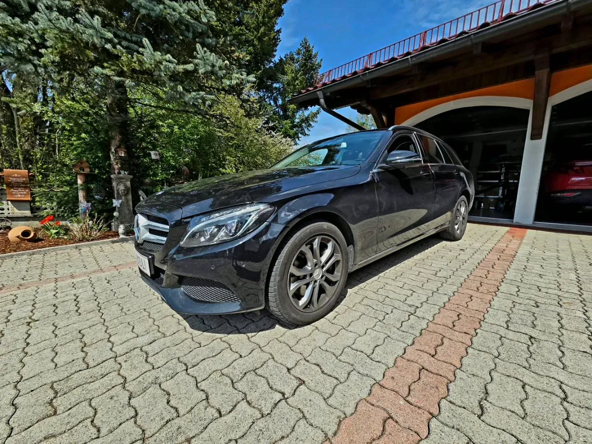 Mercedes-Benz C-Class 2015 photo 2