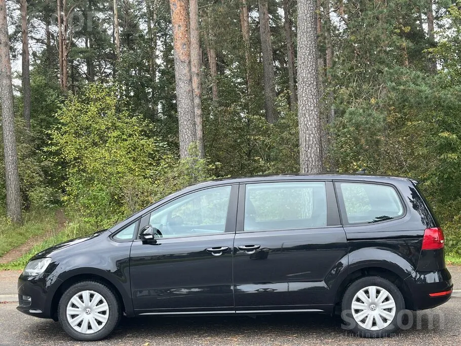 Volkswagen Touran 2015 photo 5