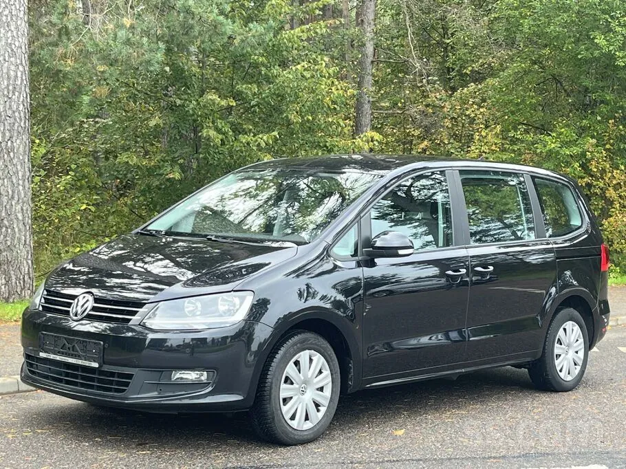 Volkswagen Touran 2015 photo 4