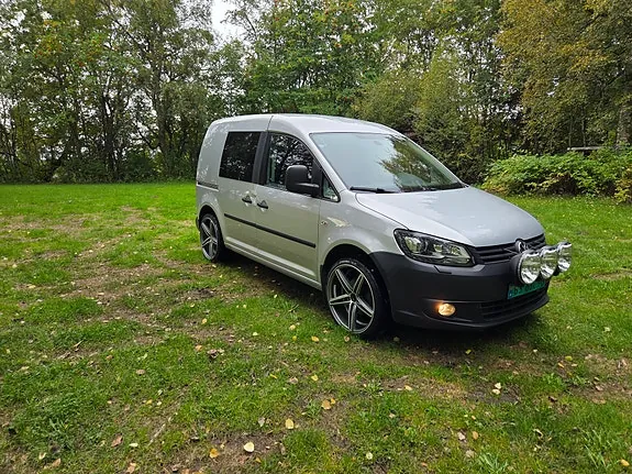 Volkswagen Caddy 2013 photo 2