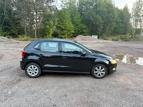 Volkswagen Polo 2012 photo 4