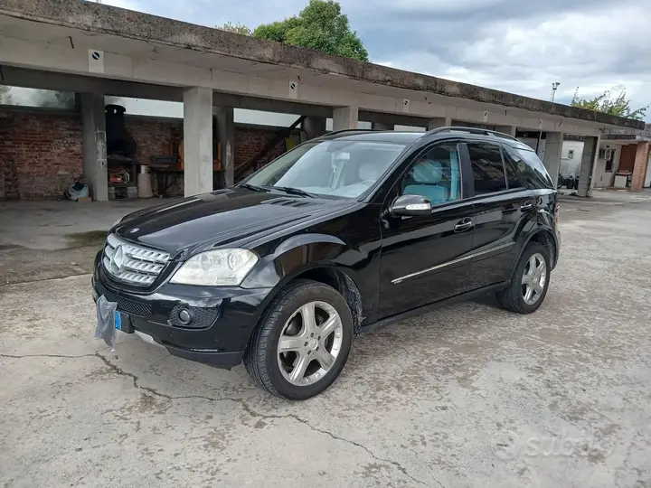 Mercedes-Benz Ml320
