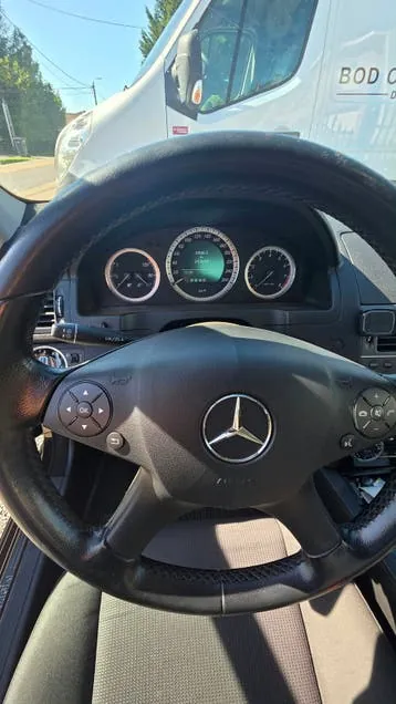 Mercedes-Benz C180