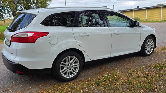 Ford Focus 2013 photo 5