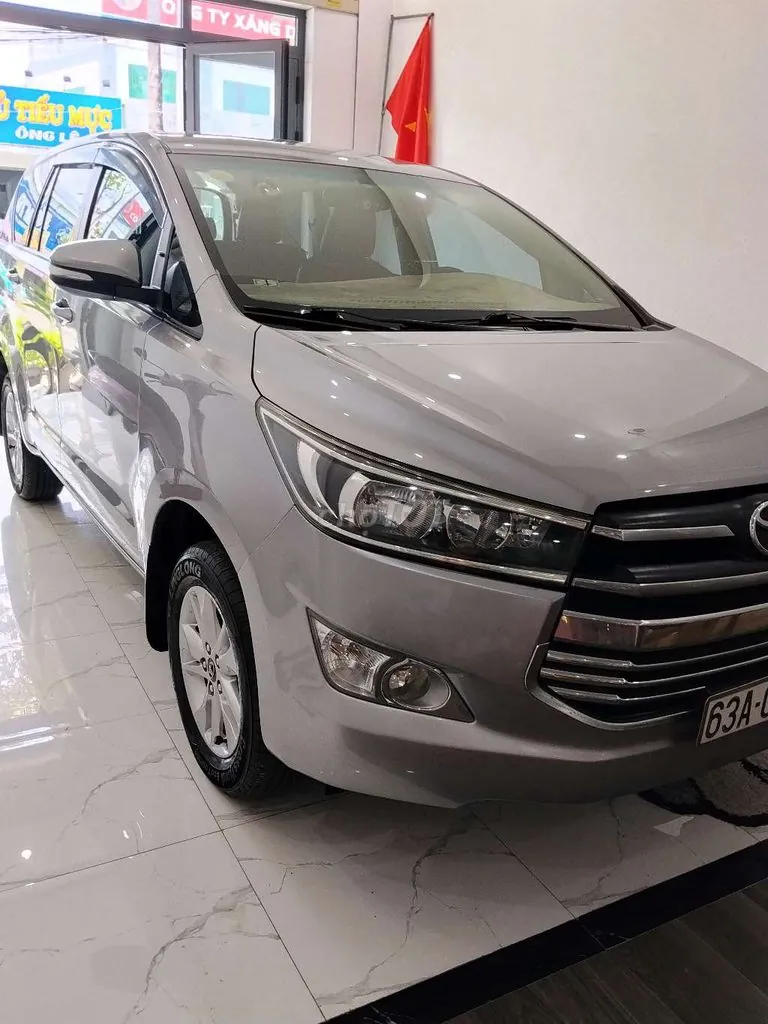 Toyota Innova 2016 photo 2