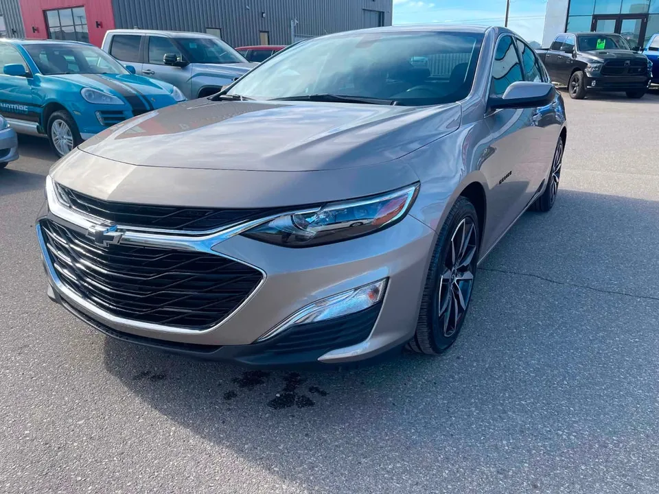 Chevrolet Malibu 2022 photo 3