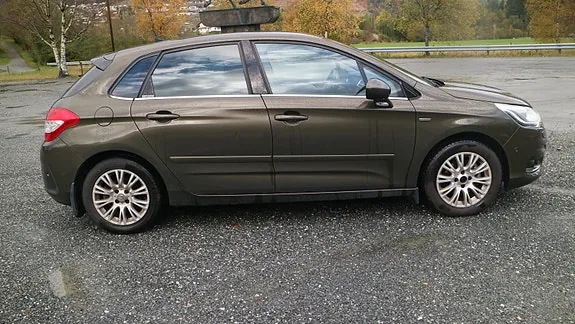 Citroen C4 2014 photo 4