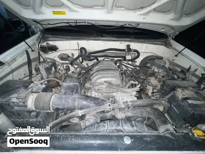 Toyota Sequoia 2004 photo 4