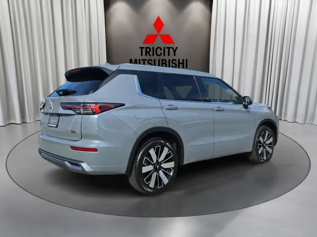 Mitsubishi Outlander 2026 photo 5