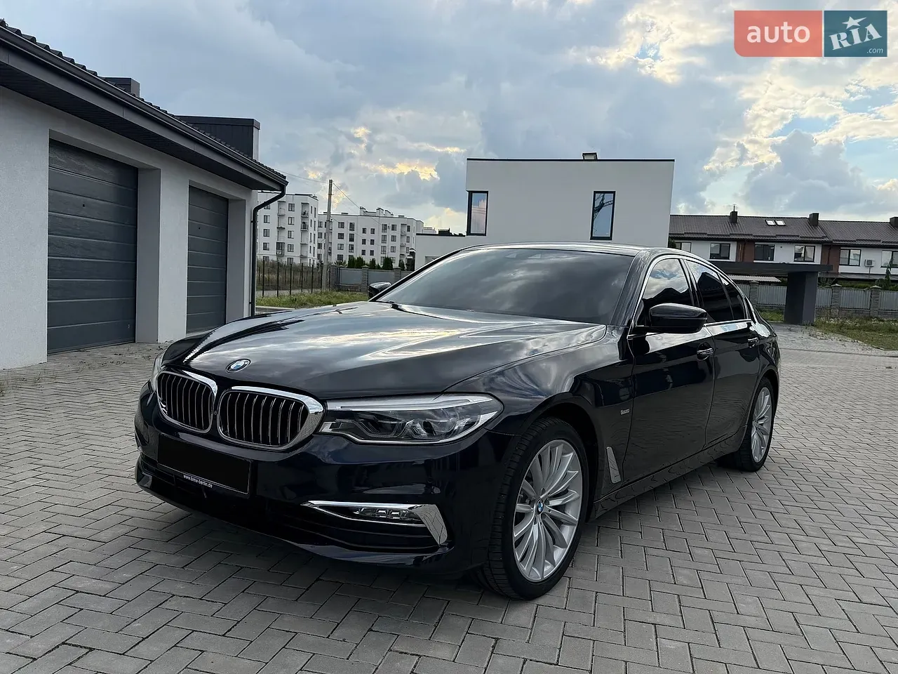 BMW 5 Series 2017 photo 3