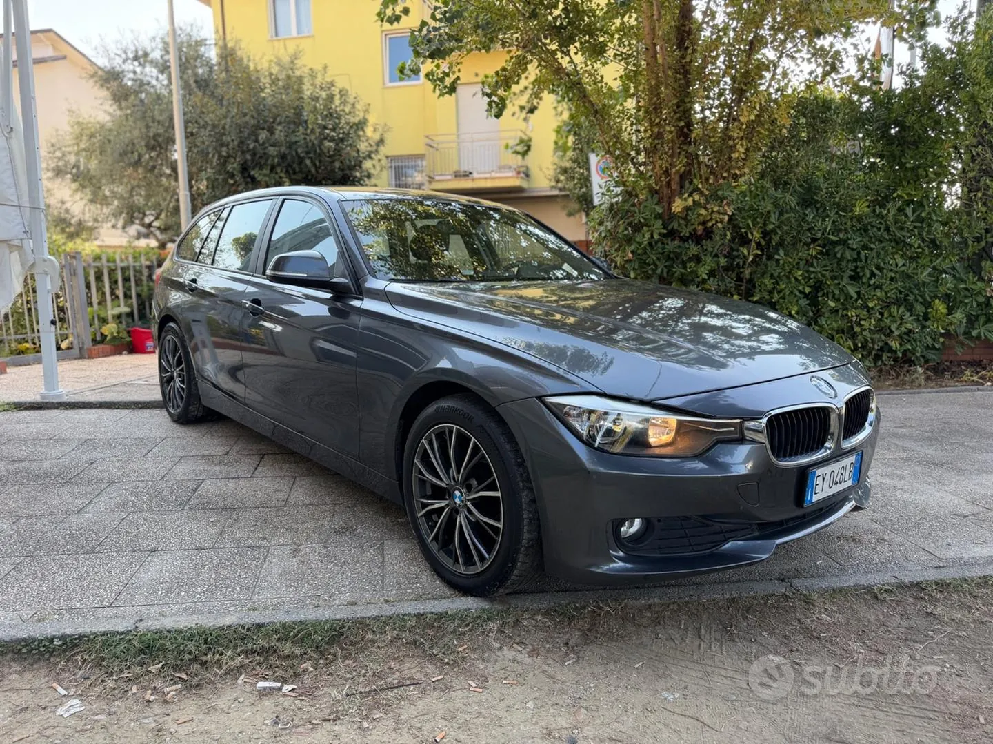 BMW 3 Series 2015 photo 2