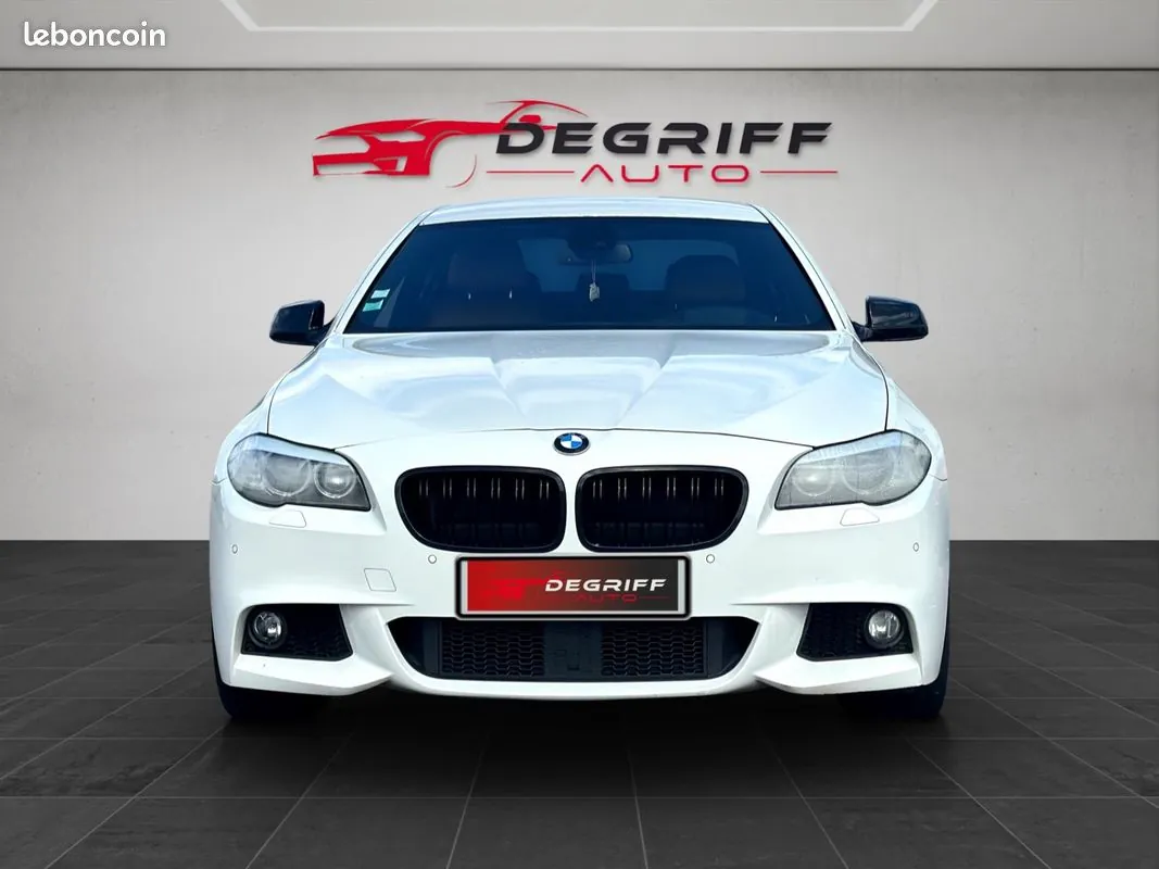 BMW 5 Series 2011 photo 2
