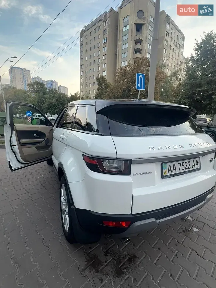 Land Rover Range Rover Evoque 2016 photo 4