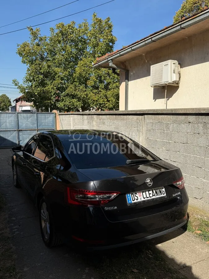 Skoda Superb 2019 photo 3