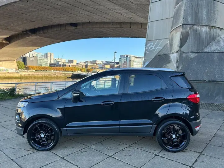 Ford Ecosport 2016 photo 5