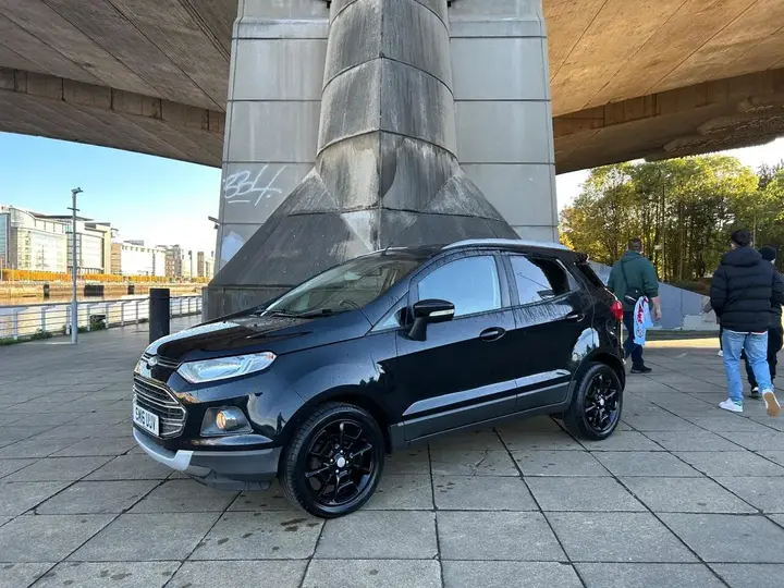 Ford Ecosport 2016 photo 2