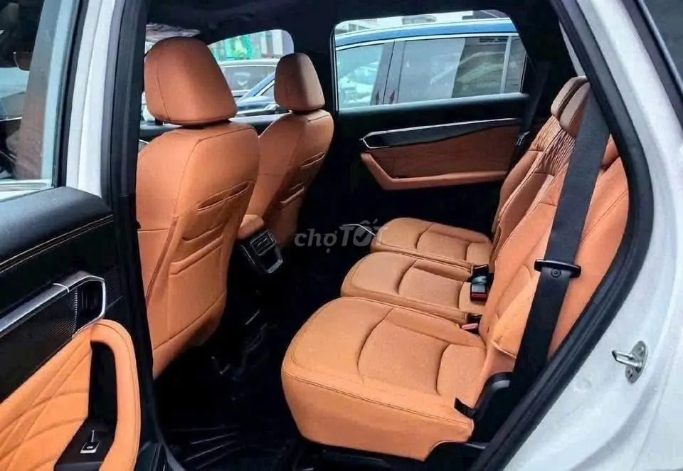 Geely Okavango 2026 photo 4