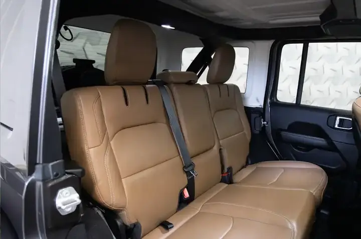 Jeep Wrangler 2021 photo 5