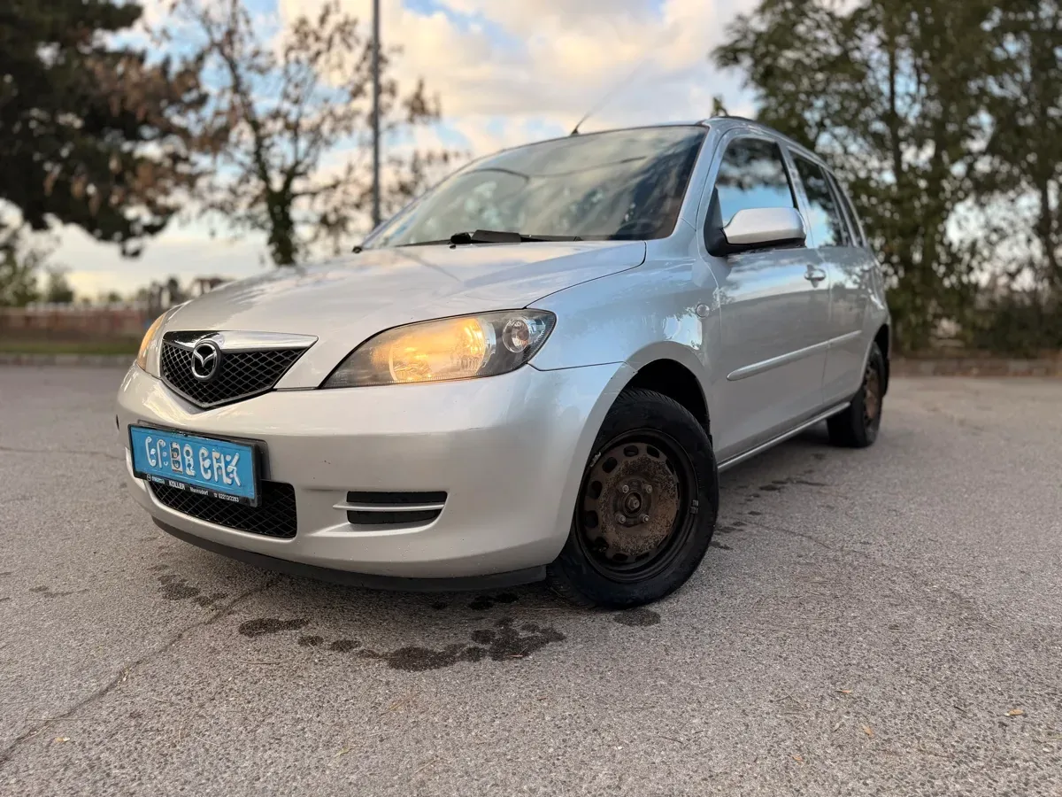 Mazda Mazda2