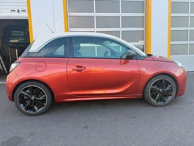 Opel Adam