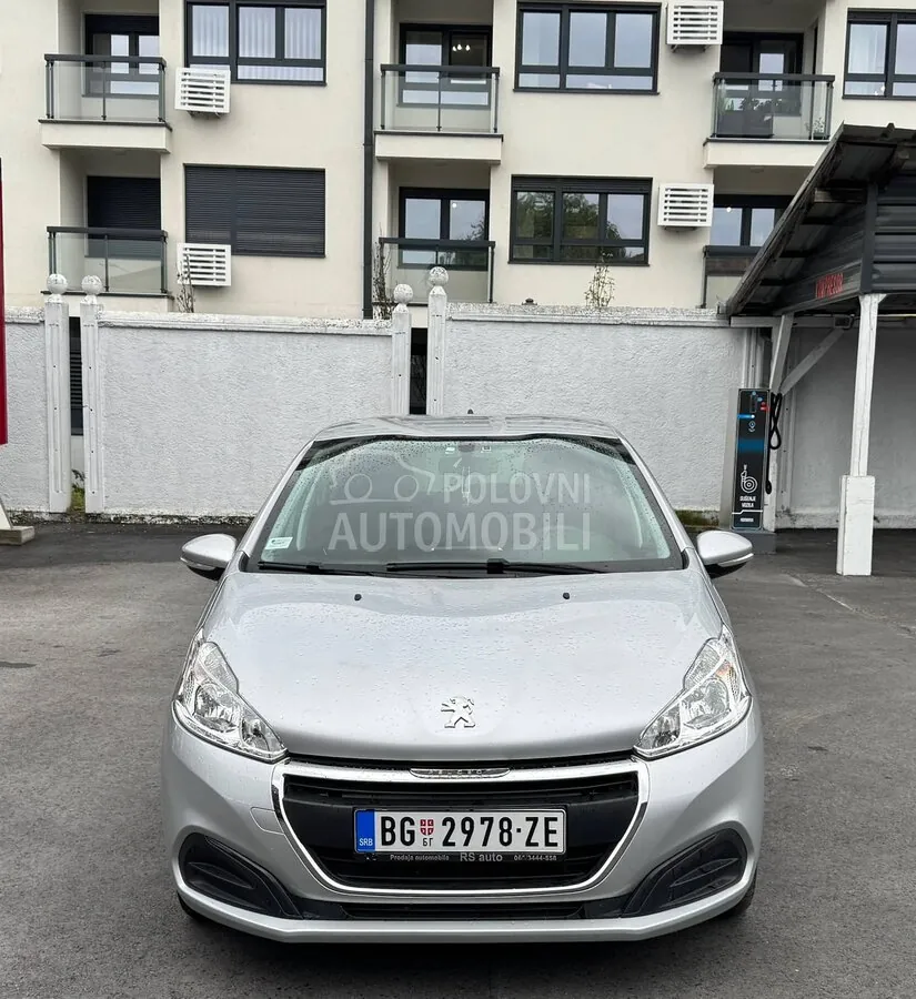 Peugeot 208 2018 photo 4