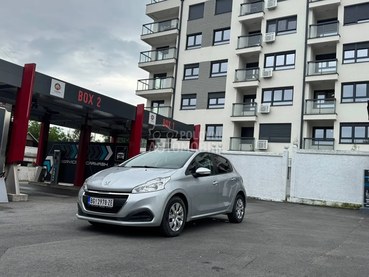 Peugeot 208 2018 photo 5