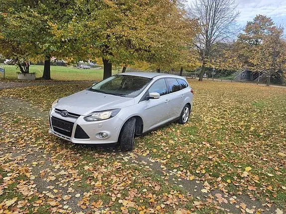 Ford Focus 2014 photo 3