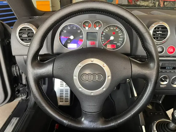 Audi Tt 2002 photo 3