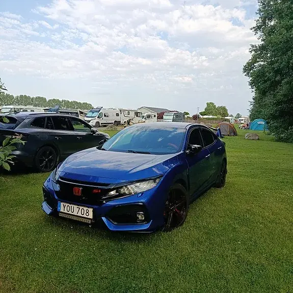 Honda Civic 2018 photo 2