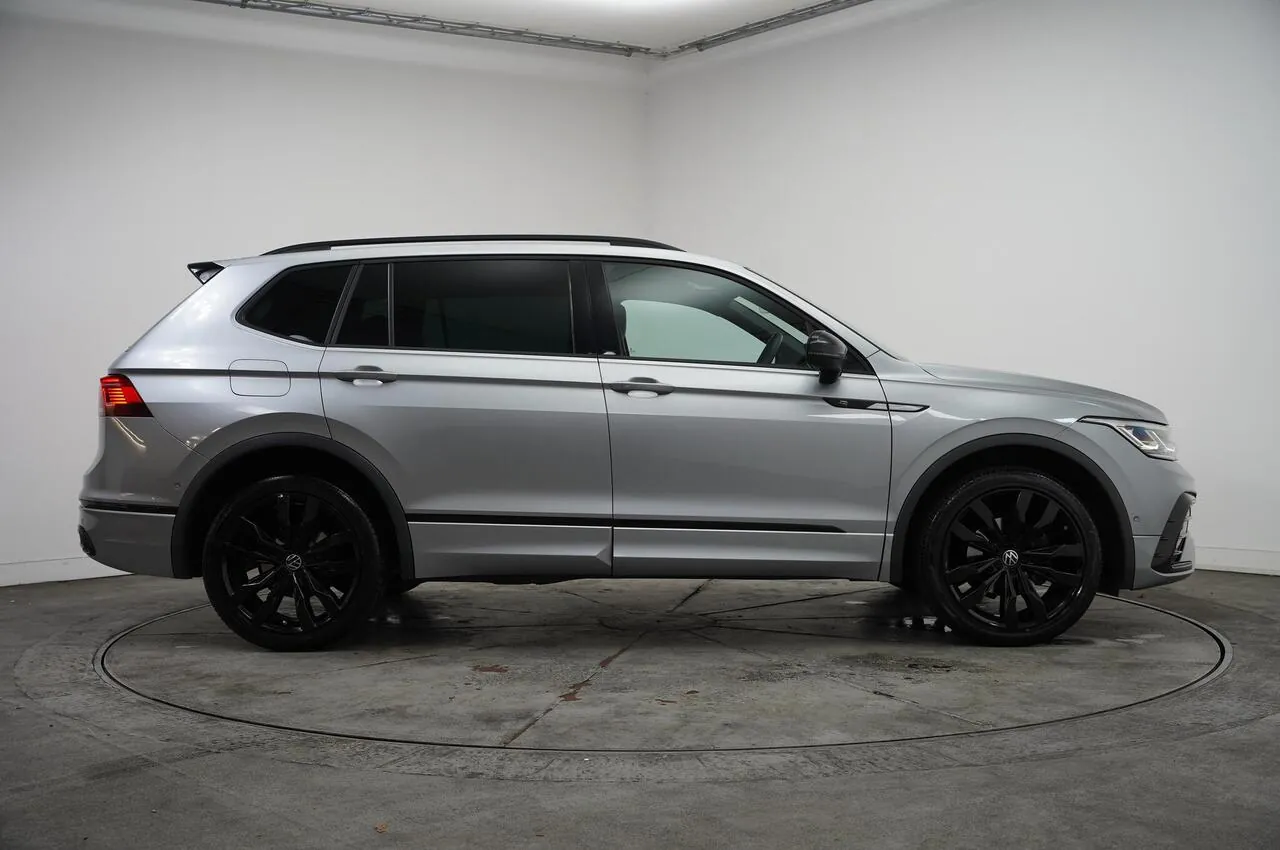 Volkswagen Tiguan Allspace 2023 photo 4