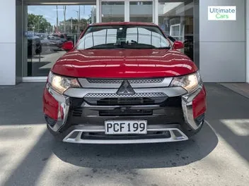 Mitsubishi Outlander 2022 photo 3