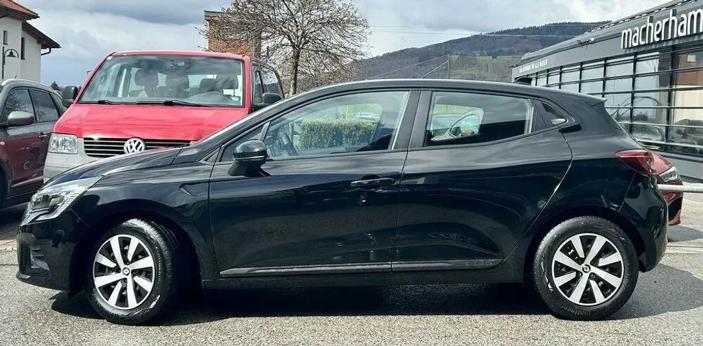 Renault Clio 2023 photo 3