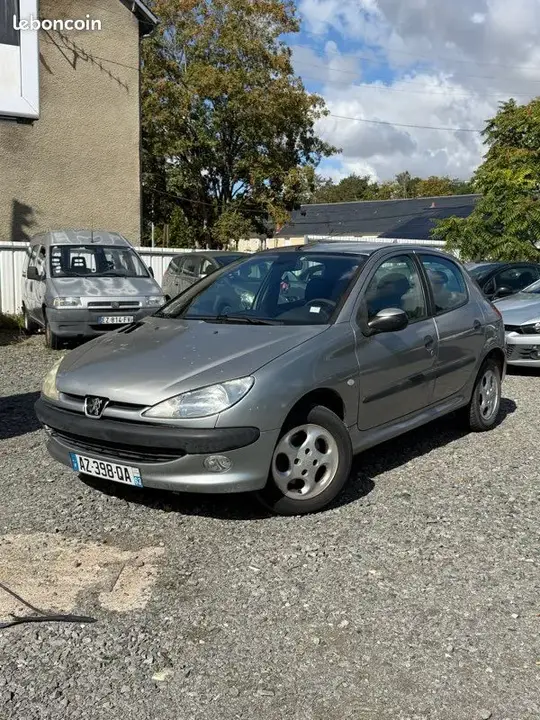 Peugeot 206