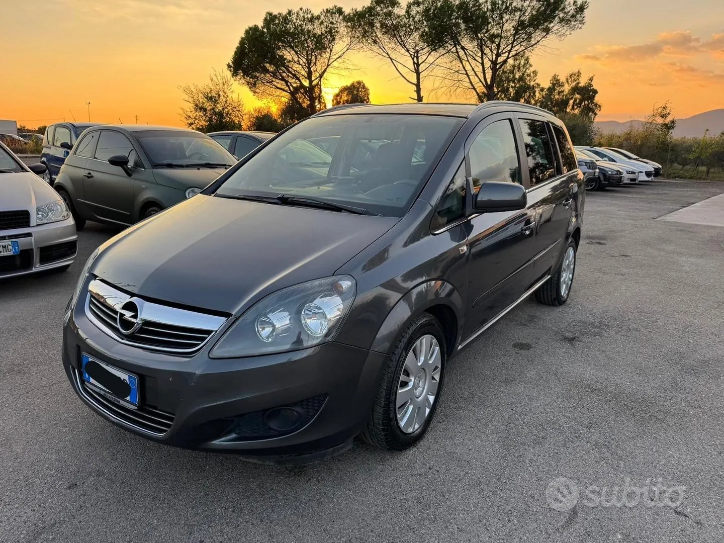 Opel Zafira 2013 photo 2