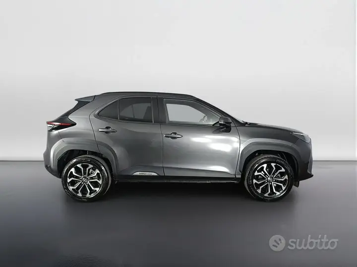 Toyota Yaris Cross 2023 photo 3