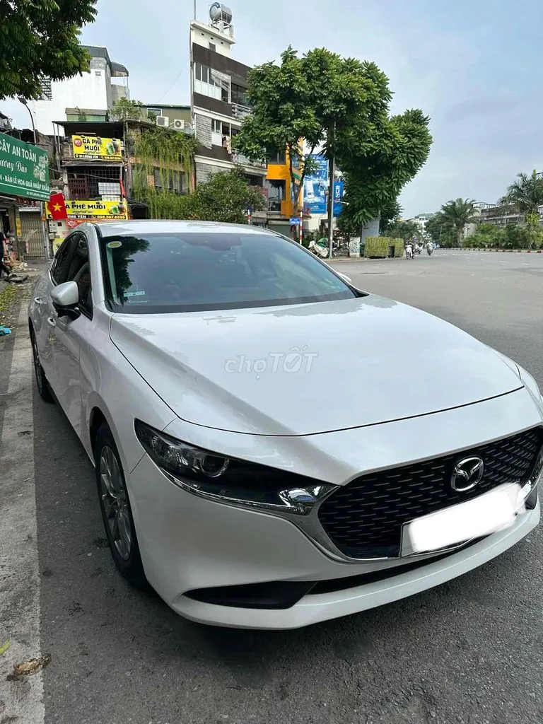 Mazda 3 2022 photo 2