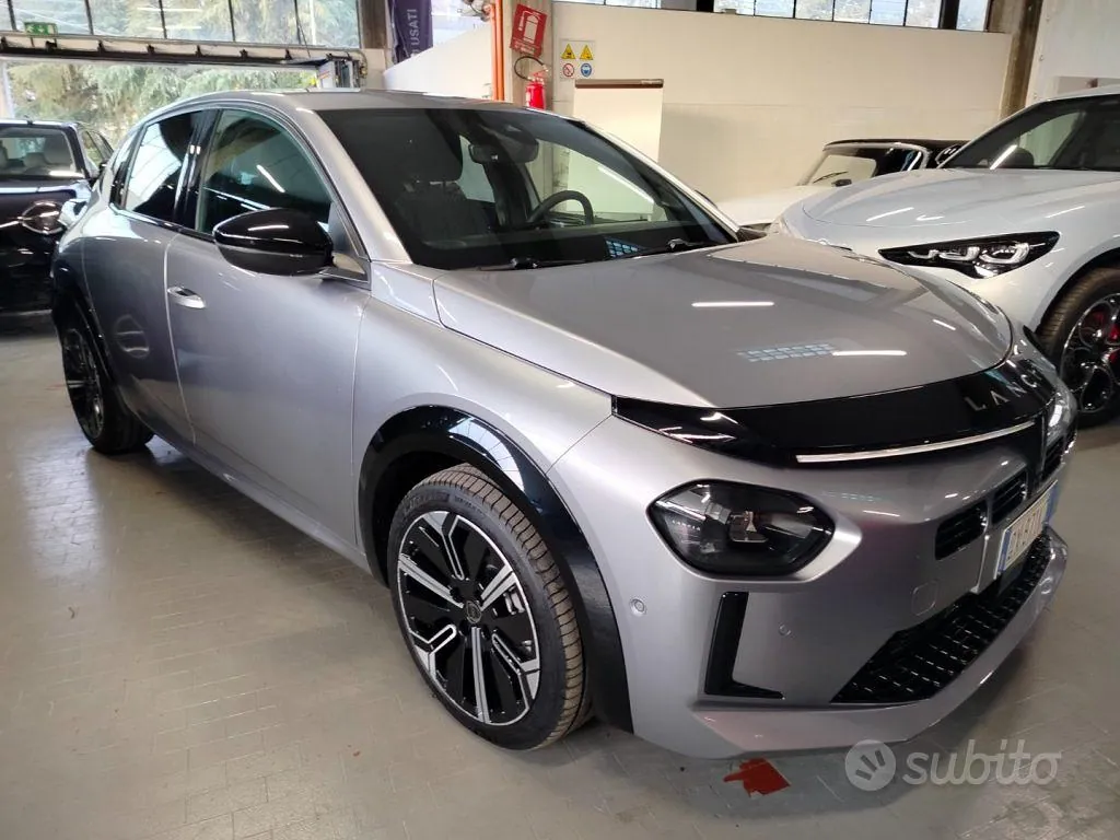 Lancia Ypsilon 2025 photo 2