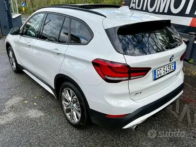 BMW X1 2021 photo 4