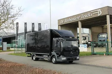 Mercedes-Benz Atego 823