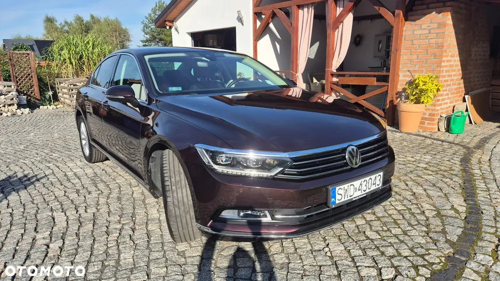 Volkswagen Passat 2017 photo 2