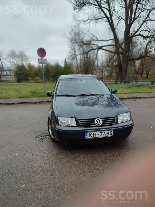 Volkswagen Bora 2002 photo 2