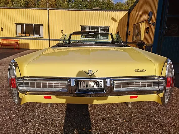 Cadillac Deville 1967 photo 4