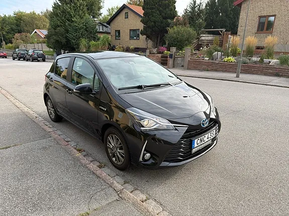 Toyota Yaris 2020 photo 2
