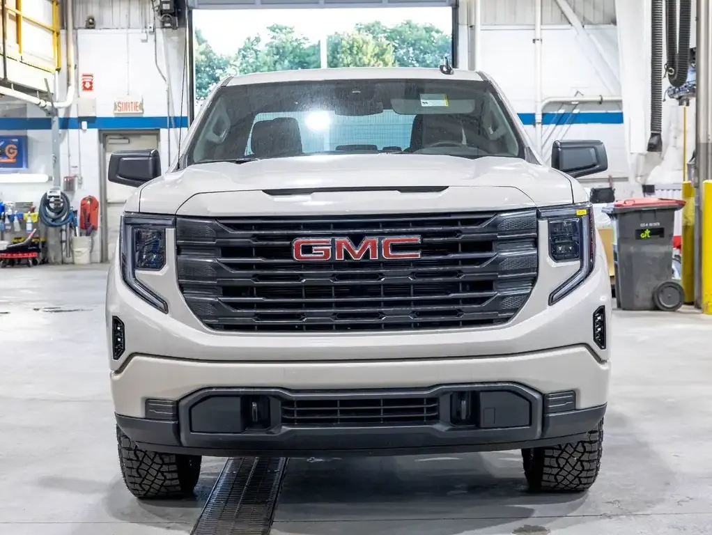 GMC Sierra 1500 2026 photo 2